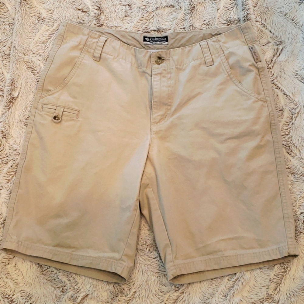 Women's Columbia Shorts Sz 8